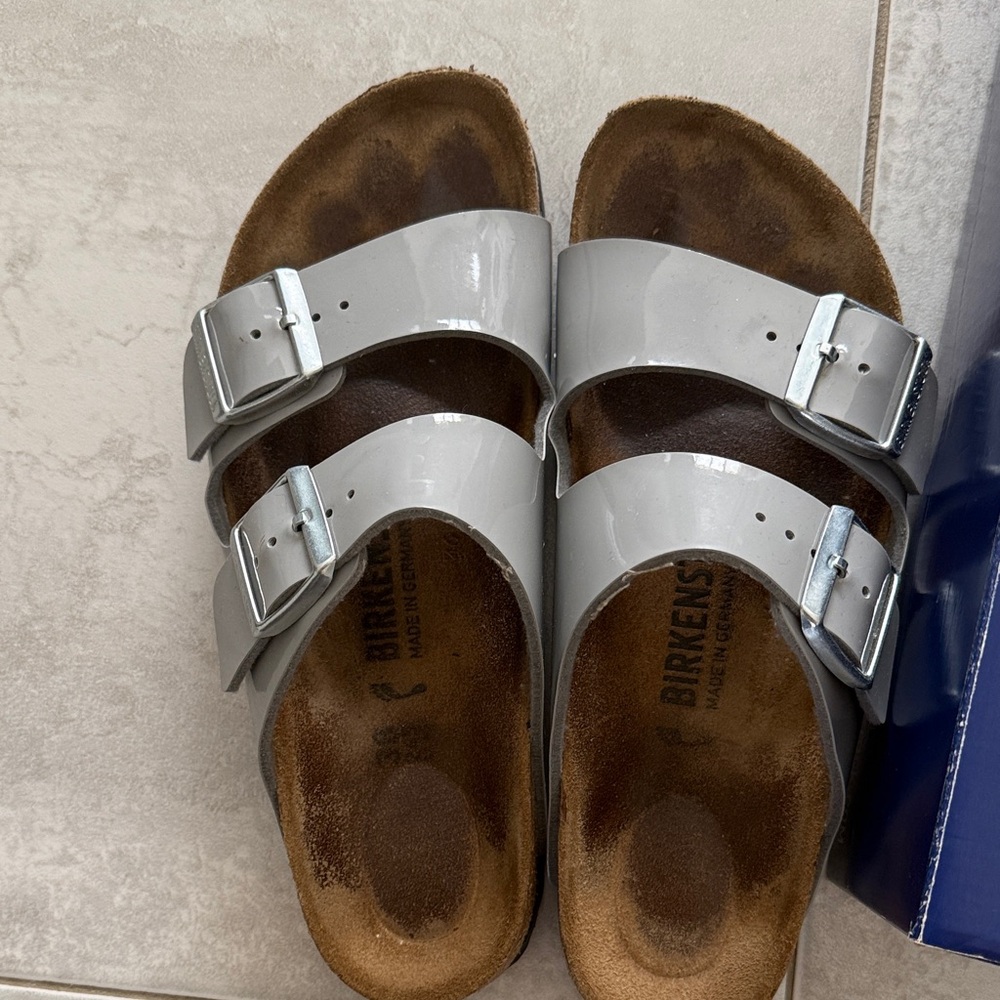 Birkenstock Arizona Patent Two-Strap Sandals in Light Gray
